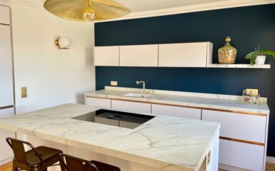 Quelles options de personnalisation sont offertes pour les cuisines sur mesure de Cuisine Leicht Bry sur Marne?
